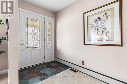 6235 Brookfield Avenue, Niagara Falls (216 - Dorchester), ON - Indoor Photo Showing Other Room