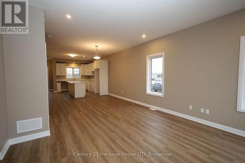 15 - 397 Garrison Road, Fort Erie (Lakeshore), ON - Indoor Photo Showing Other Room