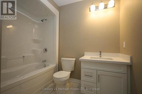 15 - 397 Garrison Road, Fort Erie (Lakeshore), ON - Indoor Photo Showing Bathroom