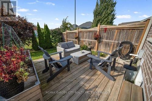 59 Abbott Place, Pelham (662 - Fonthill), ON - Outdoor With Deck Patio Veranda