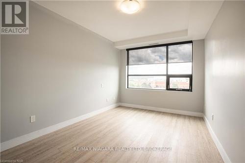 409 - 300G Fourth Avenue, St. Catharines (459 - Ridley), ON - Indoor Photo Showing Other Room