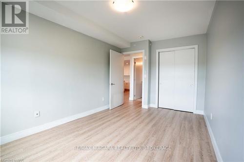 409 - 300G Fourth Avenue, St. Catharines (459 - Ridley), ON - Indoor Photo Showing Other Room