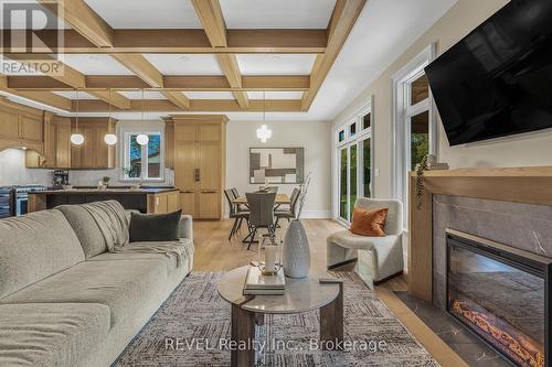 2519 Ott Road, Fort Erie (328 - Stevensville), ON - Indoor Photo Showing Living Room With Fireplace