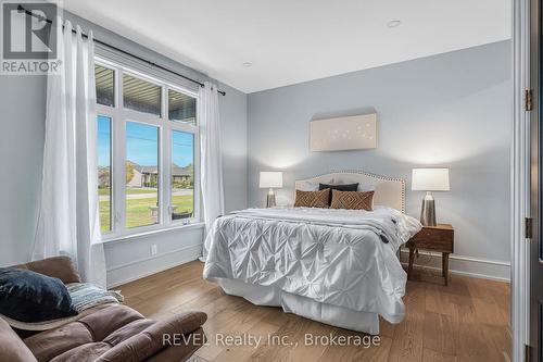 2519 Ott Road, Fort Erie (328 - Stevensville), ON - Indoor Photo Showing Bedroom