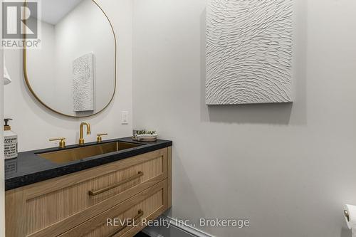 2519 Ott Road, Fort Erie (328 - Stevensville), ON - Indoor Photo Showing Bathroom