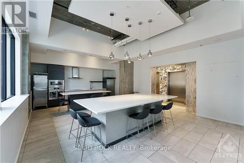 1909 - 105 Champagne Avenue, Ottawa, ON - Indoor Photo Showing Kitchen