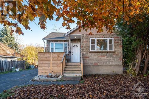 1352 Raven Avenue, Ottawa, ON 