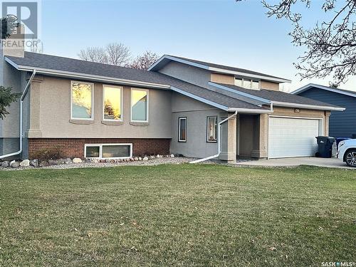 744 Washington Drive, Weyburn, SK - Outdoor