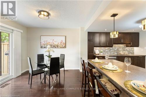 11 Waterford Crescent, Hamilton, ON - Indoor Photo Showing Dining Room