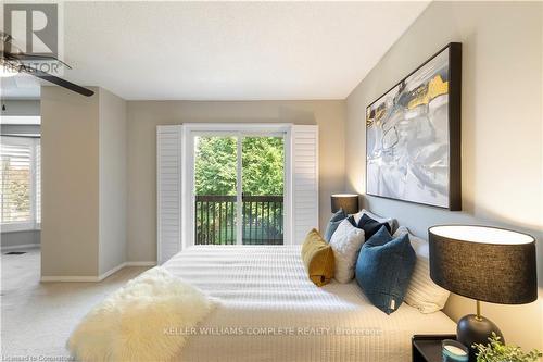 11 Waterford Crescent, Hamilton, ON - Indoor Photo Showing Bedroom