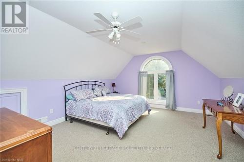 14 Brookfield Court, Pelham (662 - Fonthill), ON - Indoor Photo Showing Bedroom