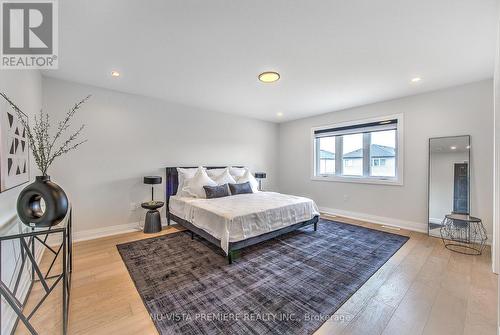 2086 Saddlerock Avenue, London, ON - Indoor Photo Showing Bedroom