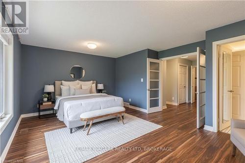 2035 Fourth Avenue, Lincoln (980 - Lincoln-Jordan/Vineland), ON - Indoor Photo Showing Bedroom