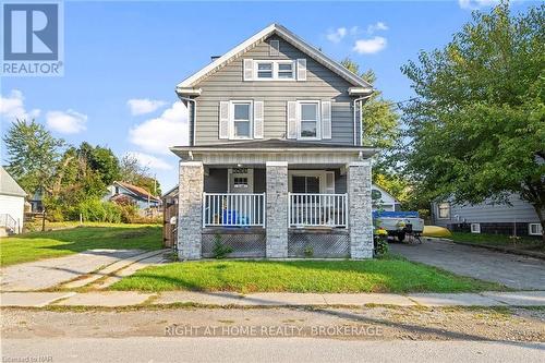 6423 Barker Street, Niagara Falls (216 - Dorchester), ON - Outdoor With Deck Patio Veranda