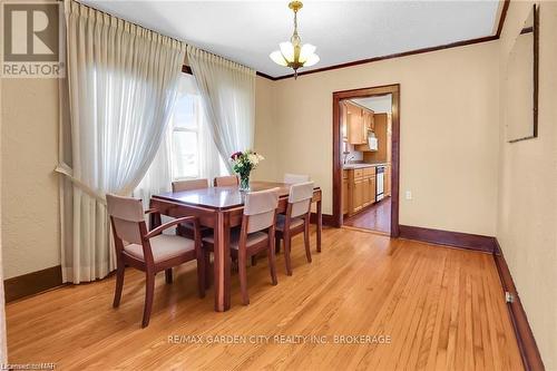 168 Thorold Road, Welland (767 - N. Welland), ON - Indoor Photo Showing Dining Room