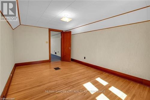 168 Thorold Road, Welland (767 - N. Welland), ON - Indoor Photo Showing Other Room