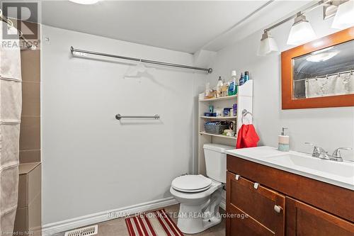 3565 Hendershot Drive, Fort Erie (328 - Stevensville), ON - Indoor Photo Showing Bathroom