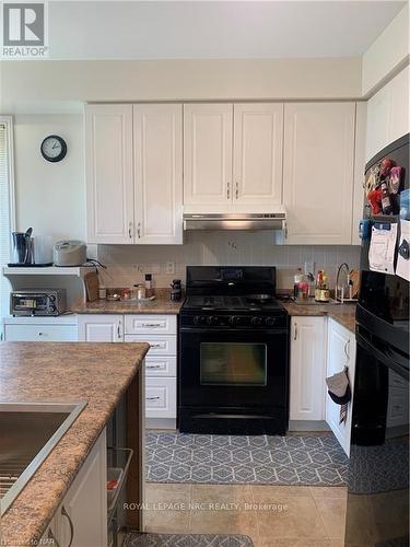 8817 Kudlac Street, Niagara Falls (219 - Forestview), ON - Indoor Photo Showing Kitchen