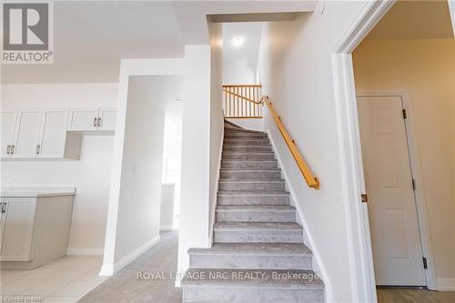 20 Garrison Road, Fort Erie (333 - Lakeshore), ON - Indoor Photo Showing Other Room