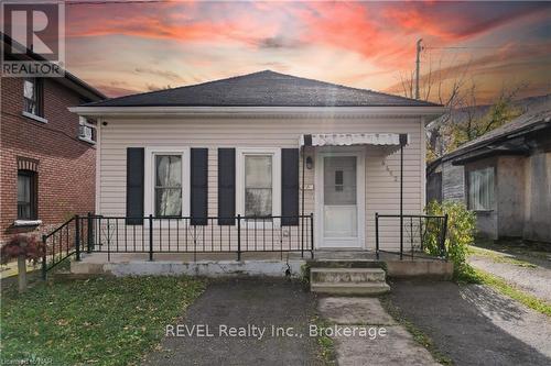 4492 Morrison Street, Niagara Falls (210 - Downtown), ON - Outdoor