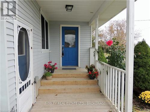 209 Eastchester Avenue, Niagara-On-The-Lake (104 - Rural), ON - Outdoor With Deck Patio Veranda With Exterior