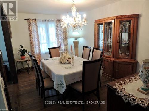 209 Eastchester Avenue, Niagara-On-The-Lake (104 - Rural), ON - Indoor Photo Showing Dining Room