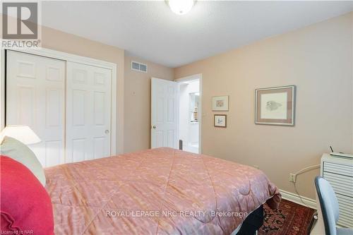 3500 Frederick Avenue, Lincoln (980 - Lincoln-Jordan/Vineland), ON - Indoor Photo Showing Bedroom