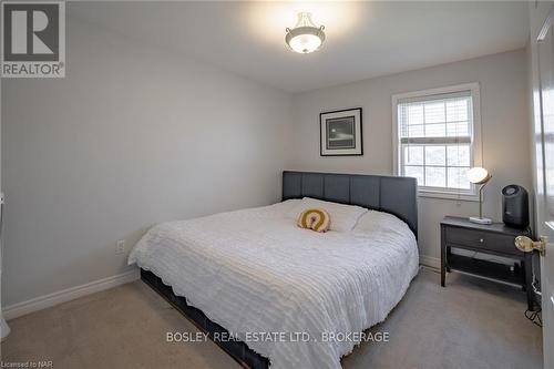 65 Chelsea Street, St. Catharines (450 - E. Chester), ON - Indoor Photo Showing Bedroom