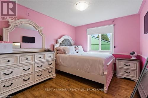 8119 Spring Blossom Drive, Niagara Falls (213 - Ascot), ON - Indoor Photo Showing Bedroom