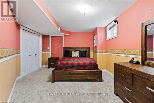 8119 Spring Blossom Drive, Niagara Falls (213 - Ascot), ON - Indoor Photo Showing Bedroom