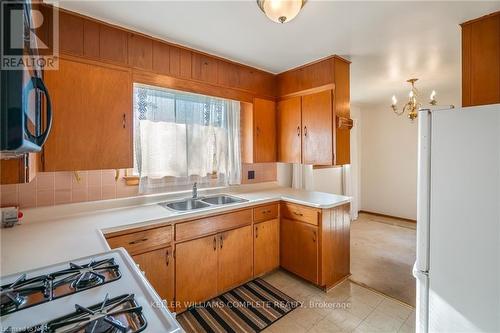 3629 Connection Drive, Fort Erie (335 - Ridgeway), ON - Indoor Photo Showing Kitchen With Double Sink