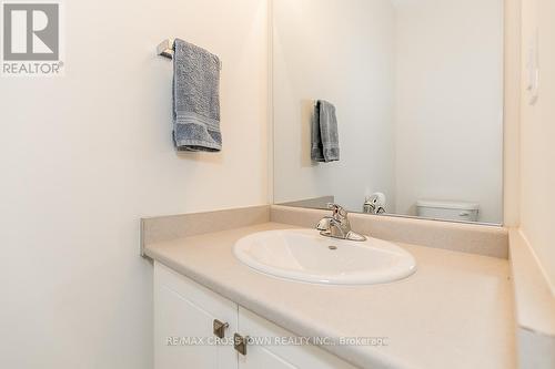 170 Muirfield Drive, Barrie, ON - Indoor Photo Showing Bathroom