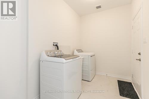 170 Muirfield Drive, Barrie, ON - Indoor Photo Showing Laundry Room