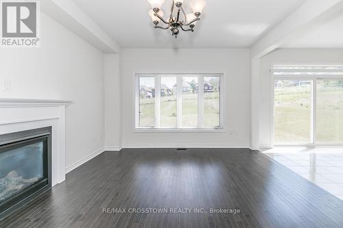 170 Muirfield Drive, Barrie, ON - Indoor Photo Showing Living Room With Fireplace