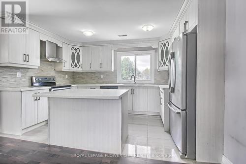 24 John Street-Upper, Halton Hills, ON - Indoor Photo Showing Kitchen With Upgraded Kitchen