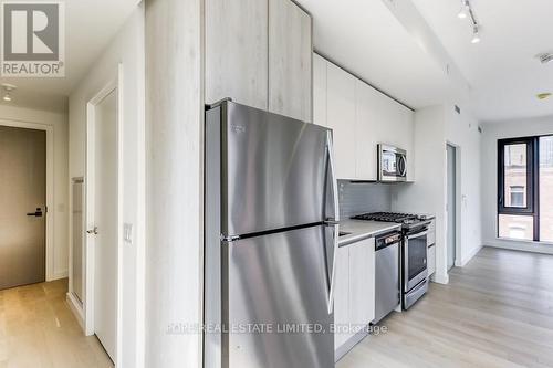 412 - 2A Church Street, Toronto, ON - Indoor Photo Showing Kitchen