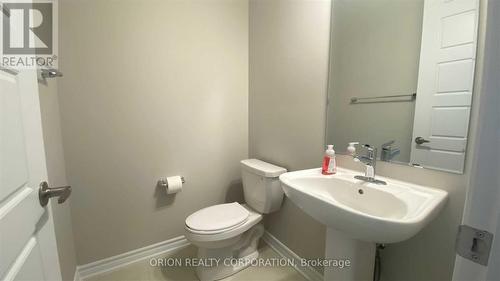 1589 Moira Crescent, Milton, ON - Indoor Photo Showing Bathroom