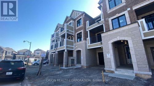 1589 Moira Crescent, Milton, ON - Outdoor With Facade