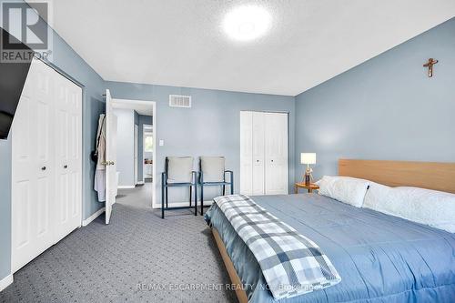 136 Essling Avenue, Hamilton, ON - Indoor Photo Showing Bedroom