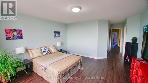 136 Hay Crescent, Cambridge, ON - Indoor Photo Showing Bedroom