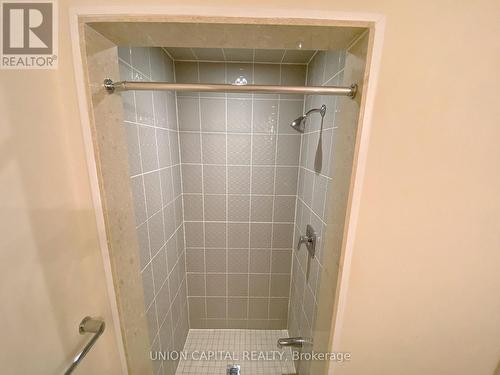 23 Hyderabad Lane, Markham, ON - Indoor Photo Showing Bathroom