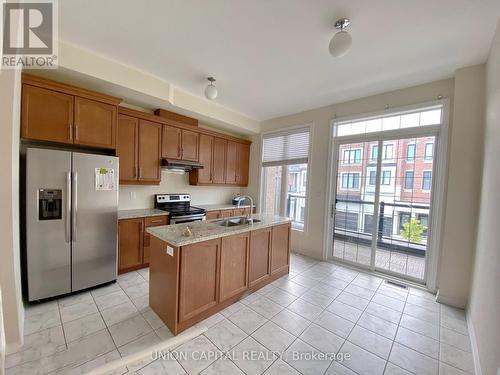 23 Hyderabad Lane, Markham, ON - Indoor Photo Showing Kitchen With Double Sink