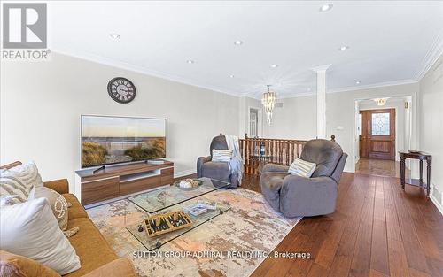 241 Derrydown Road, Toronto, ON - Indoor Photo Showing Living Room