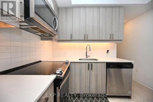 2305 - 8 Nahani Way, Mississauga, ON - Indoor Photo Showing Kitchen