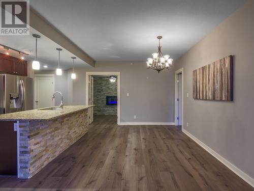 75 Martin Street Unit# 702, Penticton, BC - Indoor Photo Showing Kitchen