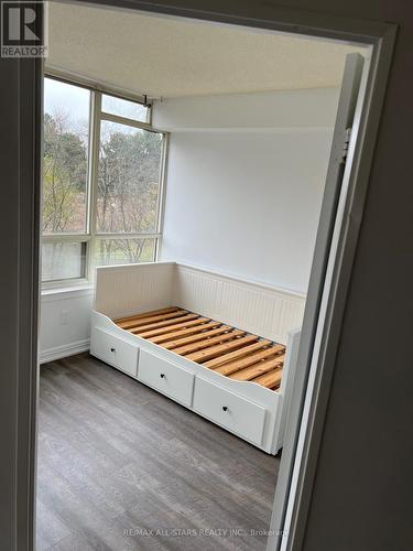 206 - 5 Greystone Walk Drive, Toronto, ON - Indoor Photo Showing Bedroom