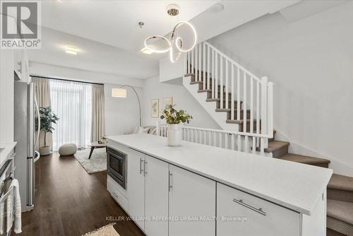 5 - 205 Bonis Avenue, Toronto, ON - Indoor Photo Showing Kitchen