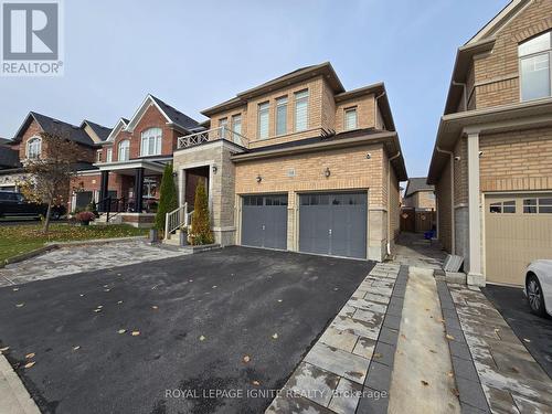 118 Barrow Avenue, Bradford West Gwillimbury, ON - Outdoor With Facade