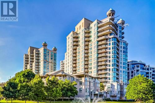 Ph17 - 2111 Lake Shore Boulevard W, Toronto, ON - Outdoor With Balcony With Facade