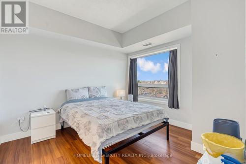 615 - 1 Wellington Street, Brantford, ON - Indoor Photo Showing Bedroom